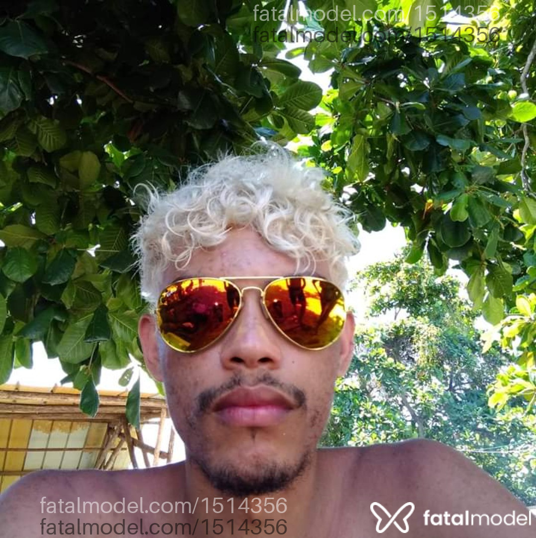 Acompanhante homem morena (o) de olhos castanhos em Barra Mansa - Raio Black