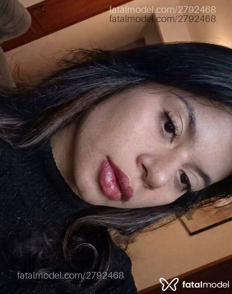 Acompanhante mulher morena (o) de olhos castanhos - Anne