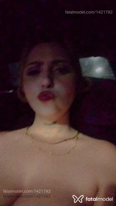 Acompanhante mulher loira (o) de olhos verdes em Belo Horizonte - Veenus