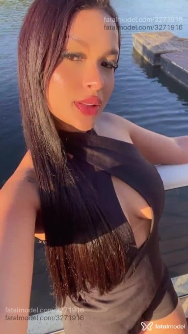 Acompanhante mulher morena (o) de olhos castanhos em Balneário Camboriú - Biaaa