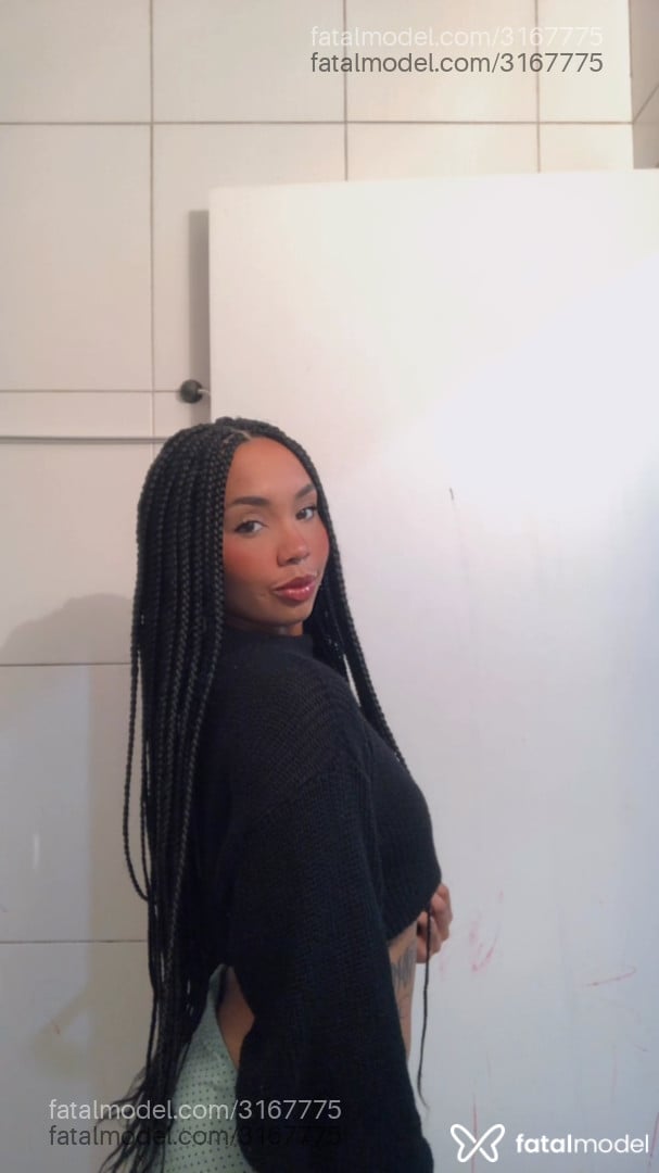 Acompanhante mulher morena (o) de olhos castanhos em Joinville - Maria Vitoria