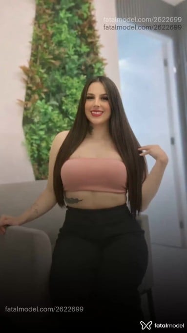 Acompanhante mulher com cabelo castanho de olhos castanhos em Rio de Janeiro - Rebeca Sayid