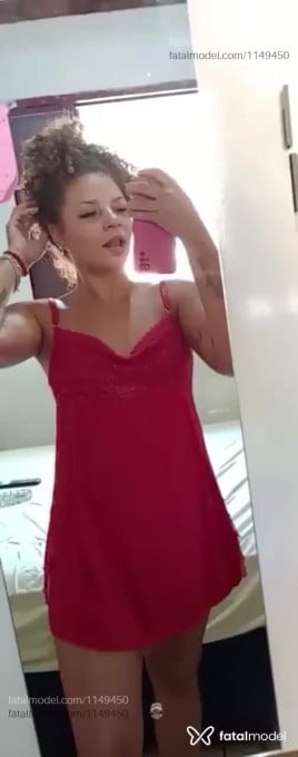 Acompanhante mulher com cabelo castanho de olhos castanhos em Uberaba - Rebeccasapecca
