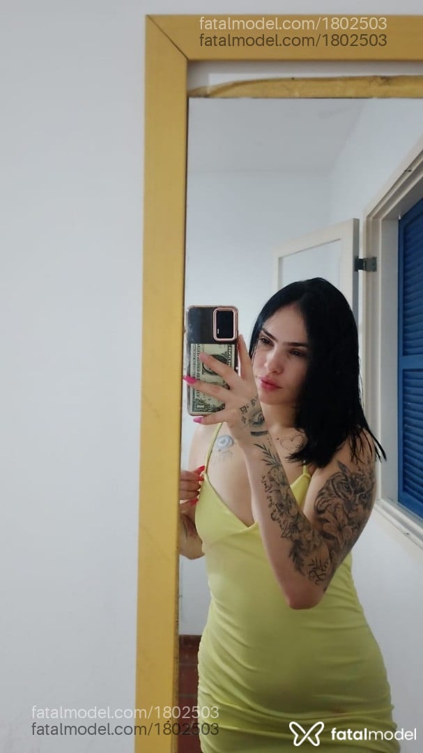 Acompanhante mulher morena (o) de olhos castanhos em Pindamonhangaba - Sara
