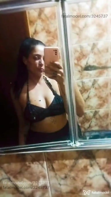 Acompanhante mulher morena (o) de olhos pretos em Araxá - Jéssica