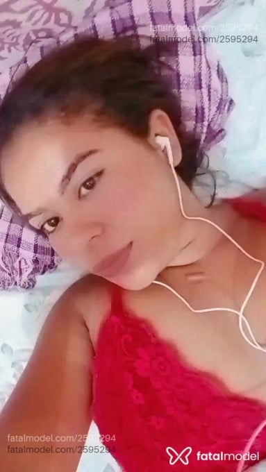 Acompanhante mulher morena (o) de olhos castanhos em Petrolina Acompanhante mulher morena (o) de olhos castanhos em Petrolina - Bruna