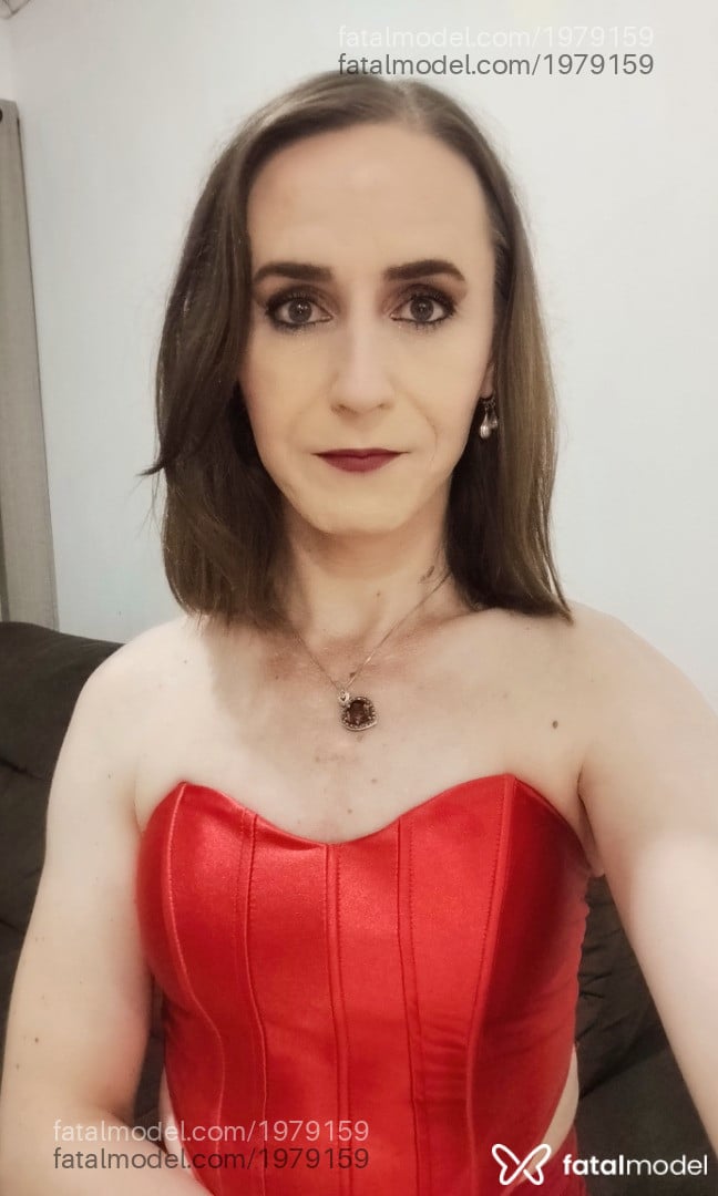 Acompanhante mulher trans loira (o) de olhos verdes em Cachoeirinha - Anahitrans