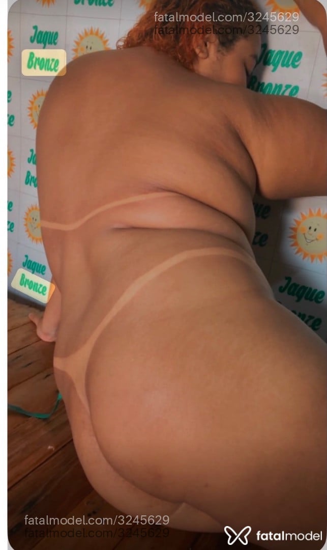 Acompanhante mulher morena (o) de olhos castanhos em Maracanaú Acompanhante mulher morena (o) de olhos castanhos em Maracanaú - Aylla