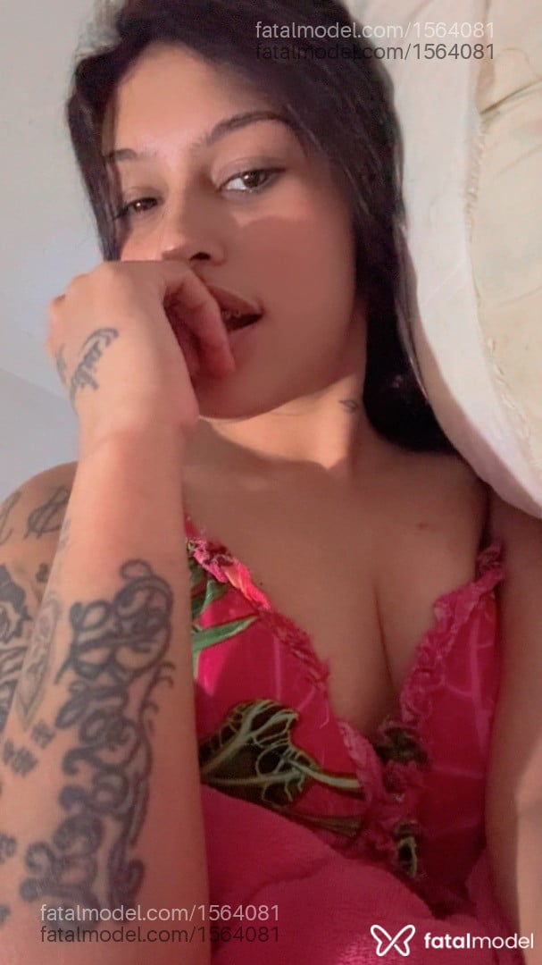 Acompanhante mulher com cabelo castanho de olhos castanhos em São Sebastião do Caí Acompanhante mulher com cabelo castanho de olhos castanhos em São Sebastião do Caí - Tina oliveira