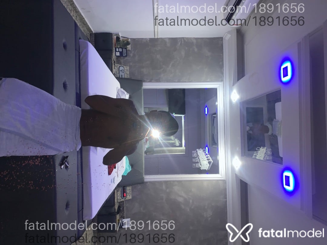 Acompanhante homem com cabelo castanho de olhos castanhos em Rio das Ostras - Pablo
