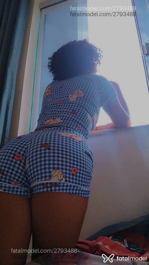 Acompanhante mulher morena (o) de olhos pretos em Vila Velha - Moranguinha