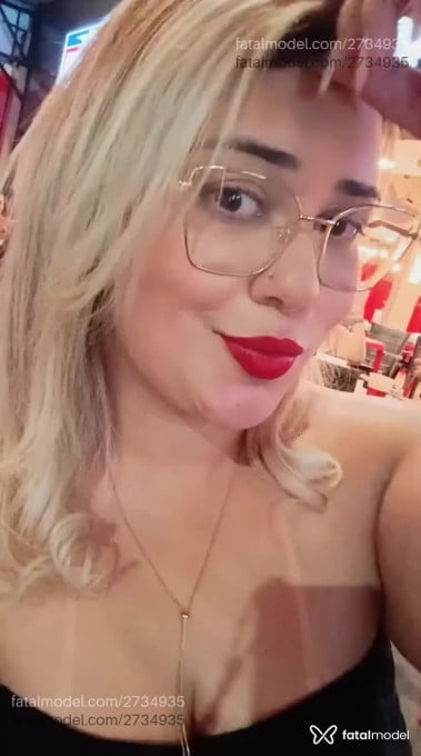 Acompanhante mulher loira (o) de olhos castanhos em Goiânia - Tay Ravelle