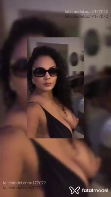 Acompanhante mulher com cabelo castanho de olhos castanhos em São Paulo - Valéria