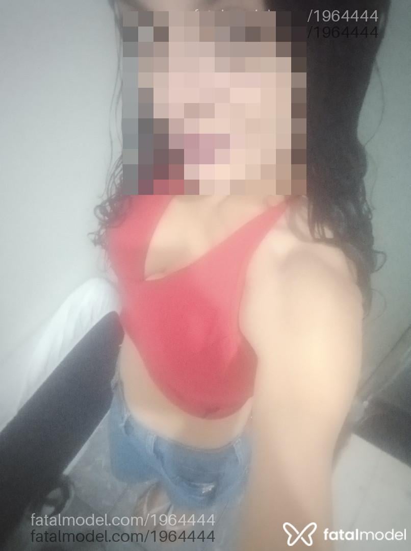 Acompanhante mulher morena (o) de olhos mel em Uberlândia - Natasha