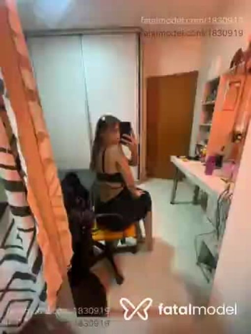 Acompanhante mulher loira (o) de olhos castanhos em Goiânia - Duzinha