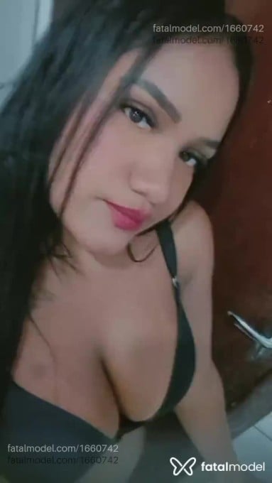 Acompanhante mulher morena (o) de olhos pretos em Parauapebas - Morena