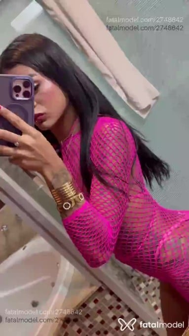 Acompanhante mulher trans morena (o) de olhos castanhos em São José do Rio Preto - Ana Júlya