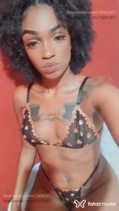 Acompanhante mulher morena (o) de olhos castanhos em Salvador - Fabiana santana