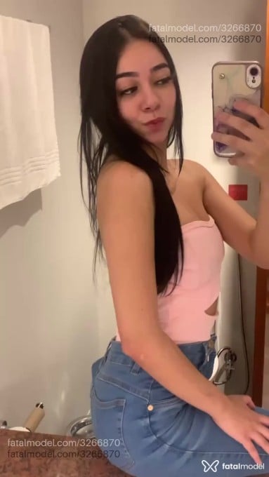 Acompanhante mulher morena (o) de olhos castanhos em Tatuí - Laryssa