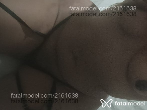 Acompanhante mulher trans loira (o) de olhos pretos em Avaré - Viviane
