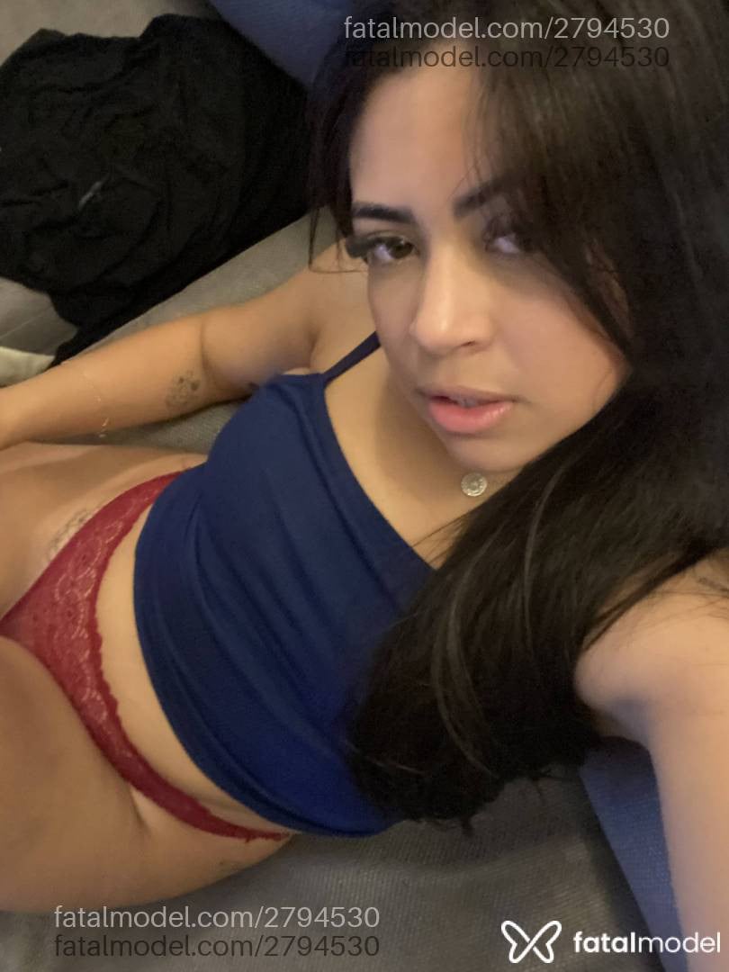 Acompanhante mulher morena (o) de olhos castanhos - Rondoniense