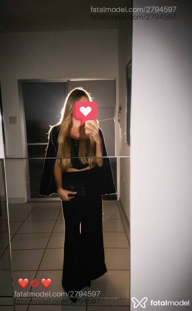 Acompanhante mulher loira (o) de olhos castanhos em Recife - Vanessa