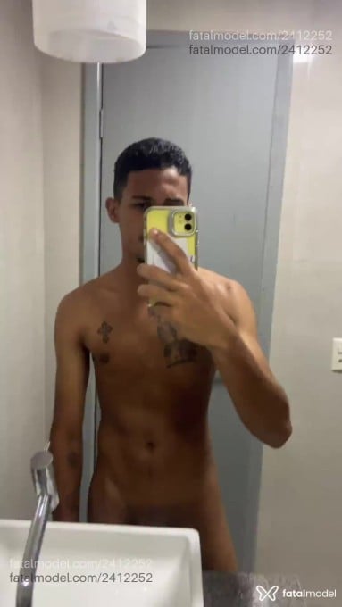 Acompanhante homem morena (o) de olhos pretos em Goiânia - Diego Akira