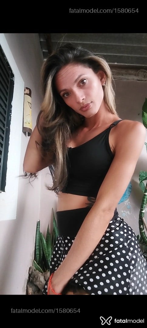 Acompanhante mulher trans loira (o) de olhos mel em Cuiabá - Lay