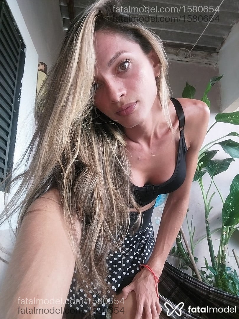 Acompanhante mulher trans loira (o) de olhos mel em Cuiabá - Lay