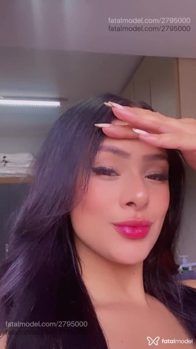 Acompanhante mulher morena (o) de olhos mel em Curitiba - Angélica Castela