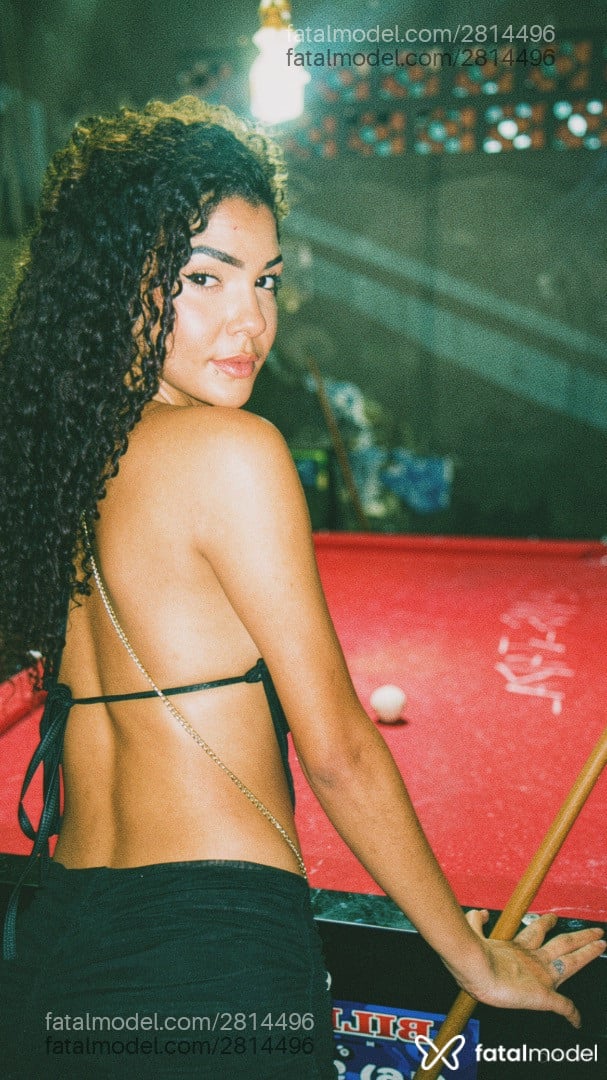 Acompanhante mulher com cabelo castanho de olhos castanhos em Ribeirão Preto - Bruna
