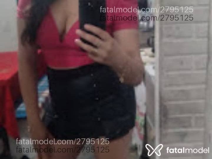 Acompanhante mulher morena (o) de olhos mel - Shelzinha