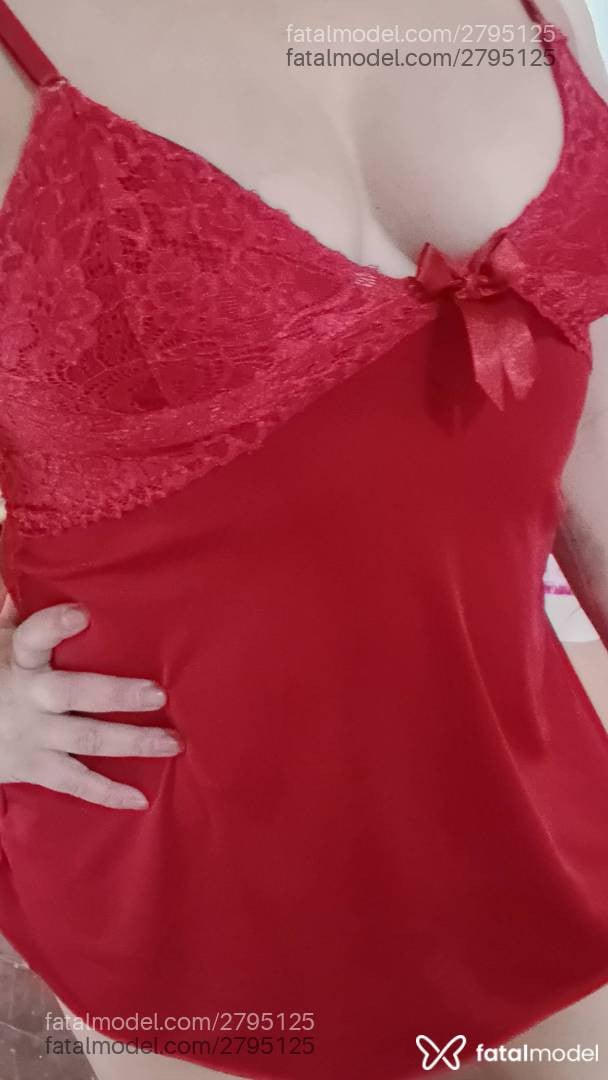 Acompanhante mulher morena (o) de olhos mel - Shelzinha