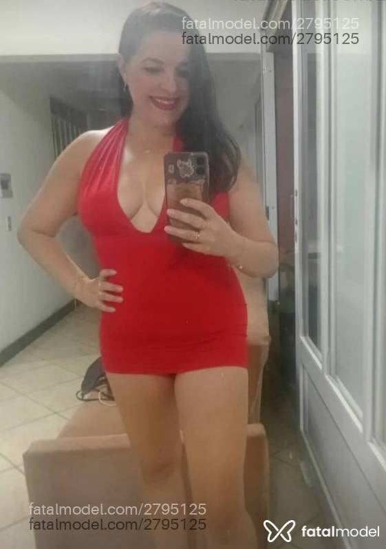 Acompanhante mulher morena (o) de olhos mel - Shelzinha