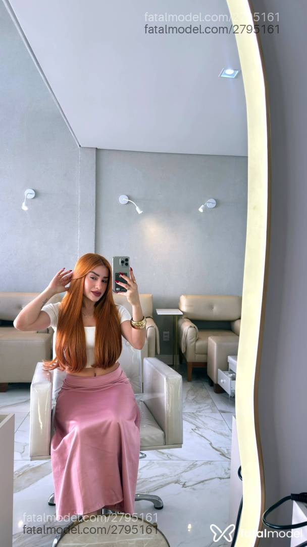 Acompanhante mulher ruiva (o) de olhos castanhos em Goiânia - Melissa Ojeda