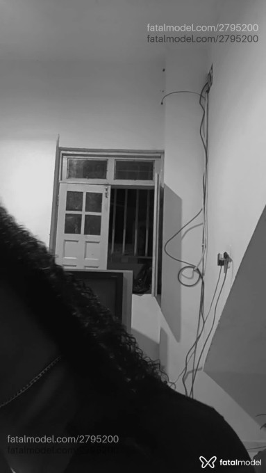 Acompanhante mulher morena (o) de olhos pretos em Virtual - Suzyy