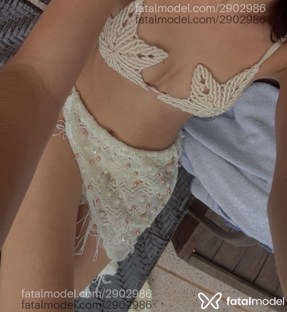 Acompanhante mulher com cabelo castanho de olhos castanhos em Campo Grande - Flávia Melo