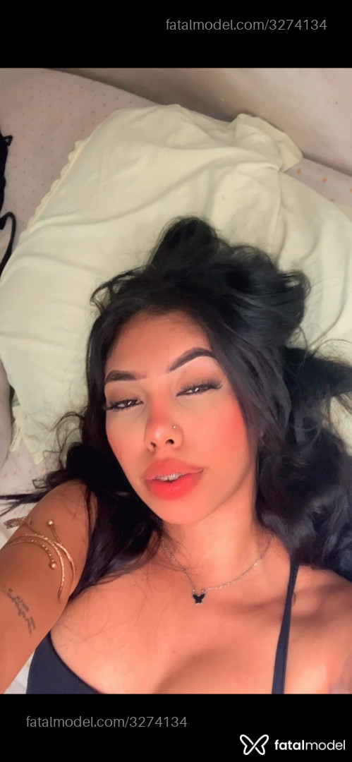 Acompanhante mulher com cabelo castanho de olhos castanhos em Virtual Acompanhante mulher com cabelo castanho de olhos castanhos em Virtual - Rayssa