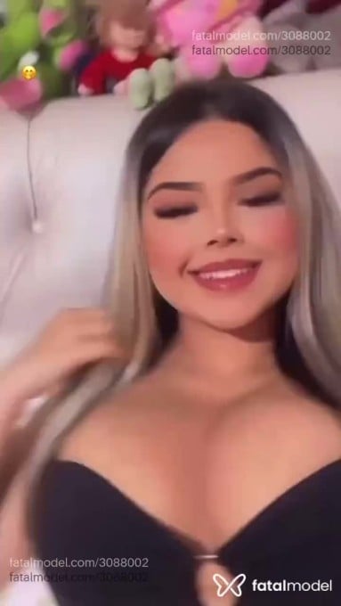 Acompanhante mulher loira (o) de olhos castanhos em Brasília - Melissa Vitoria
