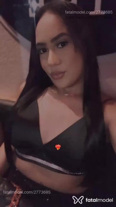 Acompanhante mulher morena (o) de olhos castanhos em Água Boa Acompanhante mulher morena (o) de olhos castanhos em Água Boa - Annna