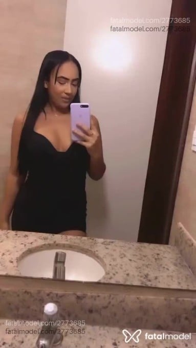 Acompanhante mulher morena (o) de olhos castanhos em Água Boa Acompanhante mulher morena (o) de olhos castanhos em Água Boa - Annna