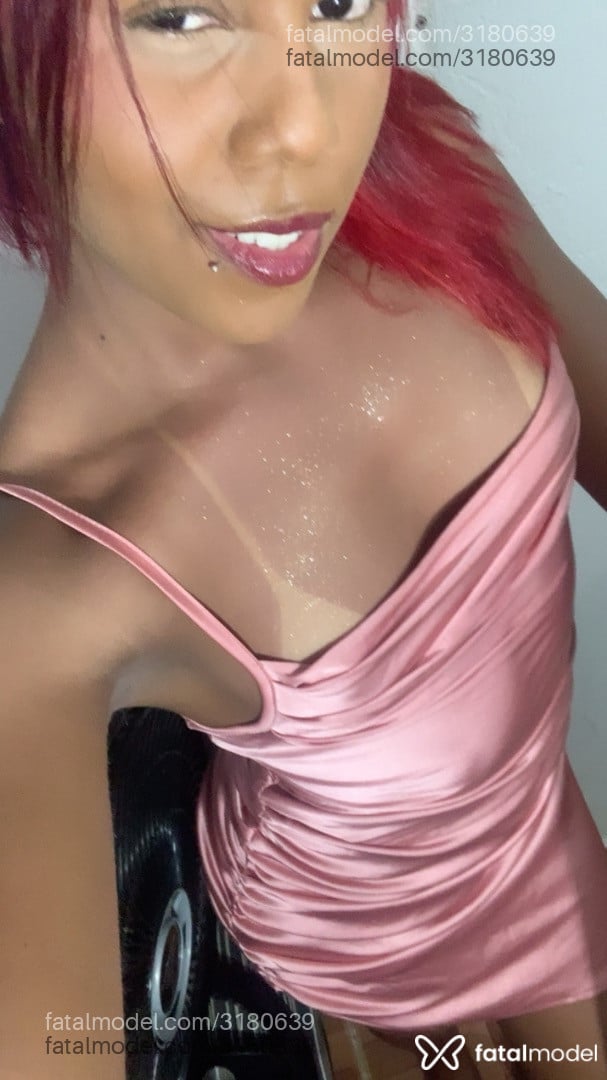 Acompanhante mulher trans ruiva (o) de olhos castanhos em Recife - Melissa