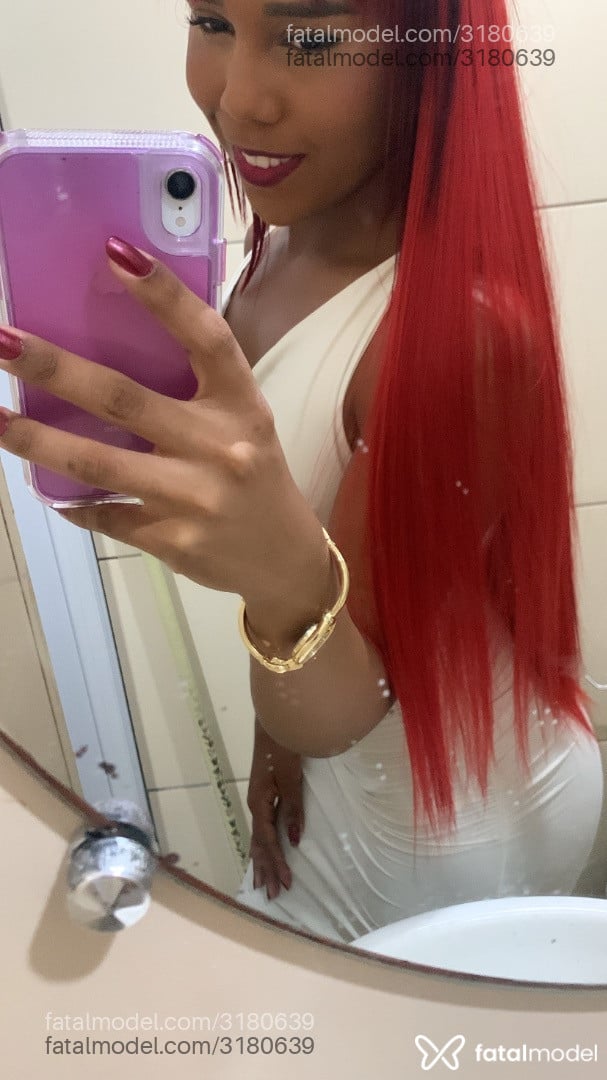 Acompanhante mulher trans ruiva (o) de olhos castanhos em Recife - Melissa