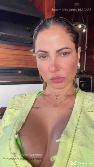 Acompanhante mulher loira (o) de olhos castanhos em Goiânia - Rafaela