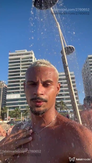 Acompanhante homem loira (o) de olhos pretos em São Paulo Acompanhante homem loira (o) de olhos pretos em São Paulo - Flavio Ferreira