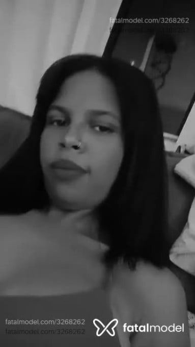 Acompanhante mulher morena (o) de olhos pretos em Goiânia - Manu Oliveira