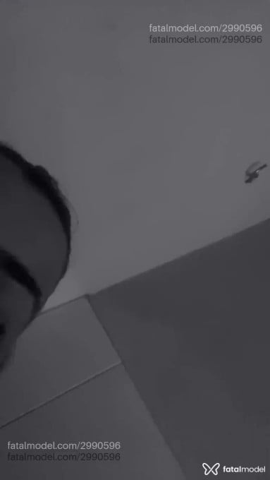 Acompanhante mulher loira (o) de olhos mel em Virtual - Leão Rodrigues