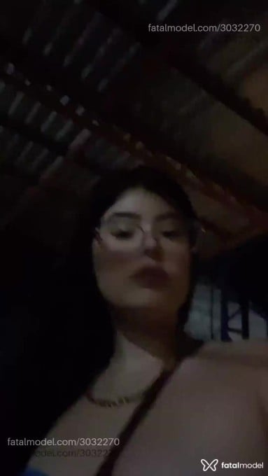 Acompanhante mulher morena (o) de olhos castanhos em Sinop - Mikaela Yuna