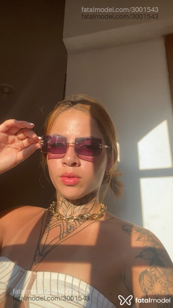 Acompanhante mulher ruiva (o) de olhos castanhos em Rio de Janeiro - Ana Miller
