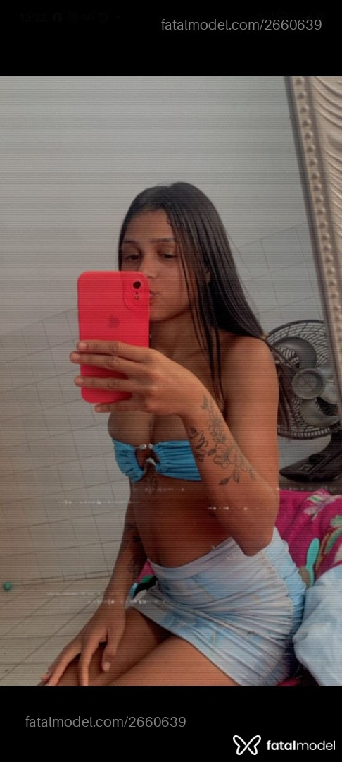 Acompanhante mulher morena (o) de olhos castanhos em Cabo Frio Acompanhante mulher morena (o) de olhos castanhos em Cabo Frio - Julia